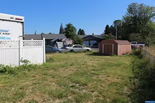 4942 Oak Park Dr NE, Salem, OR 97305 - Photo 35