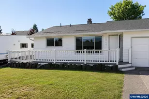 4942 Oak Park Dr NE, Salem, OR 97305 - Photo 3