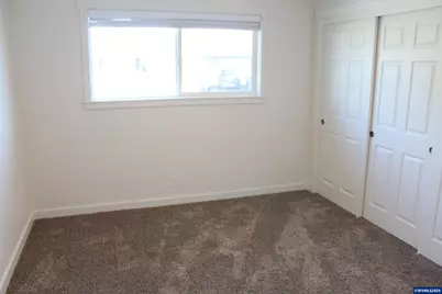 4942 Oak Park Dr NE, Salem, OR 97305 - Photo 19