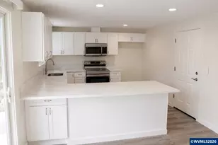 4942 Oak Park Dr NE, Salem, OR 97305 - Photo 13