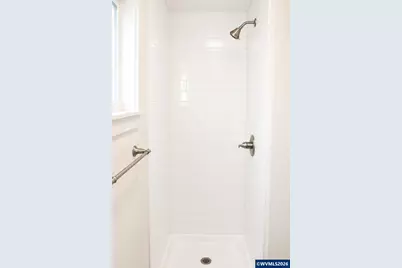 4942 Oak Park Dr NE, Salem, OR 97305 - Photo 23