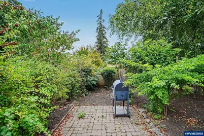 3204 NW Grant Av, Corvallis, OR 97330 - Photo 43