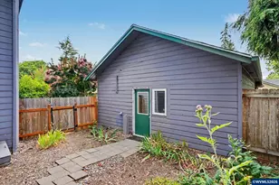 3204 NW Grant Ave, Corvallis, OR 97330 - Photo 29