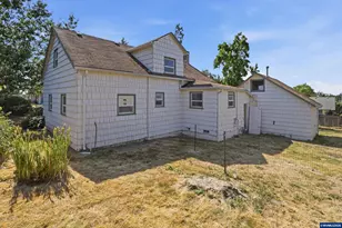 687 N Jefferson St, Lafayette, OR 97127 - Photo 29