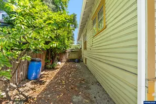 263 17th St SE, Salem, OR 97301 - Photo 27
