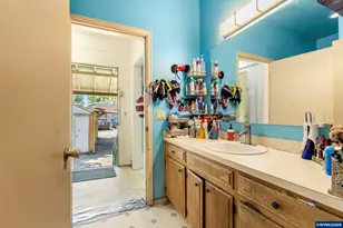 263 17th St SE, Salem, OR 97301 - Photo 15