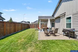 1411 SE Snowberry Ave, Dallas, OR 97338 - Photo 35