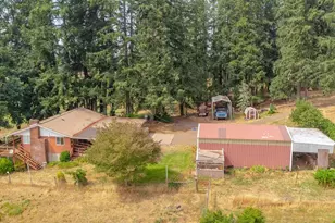 38228 Mt Hope Dr, Lebanon, OR 97355 - Photo 15