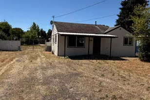 110 Hobbs St, Lebanon, OR 97355 - Photo 1