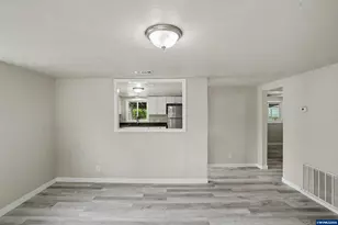 110 Hobbs St, Lebanon, OR 97355 - Photo 5