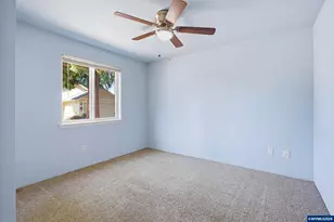 5201 9th Ct SE, Salem, OR 97306 - Photo 23