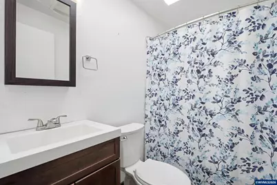 5201 9th Ct SE, Salem, OR 97306 - Photo 17