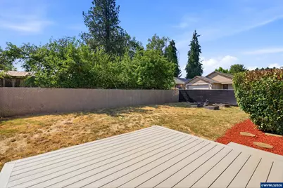 5201 9th Ct SE, Salem, OR 97306 - Photo 31