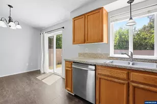 5201 9th Ct SE, Salem, OR 97306 - Photo 13