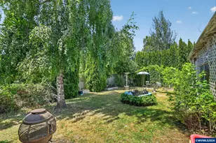 1837 Woodland Ave, Woodburn, OR 97071 - Photo 19