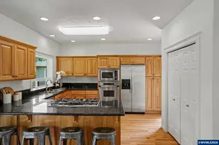 2271 Woodcrest Av NW, Albany, OR 97321 - Photo 13