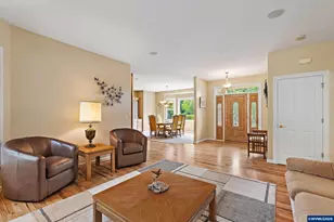 8781 Boulder Ridge Ct SE, Salem, OR 97317 - Photo 5