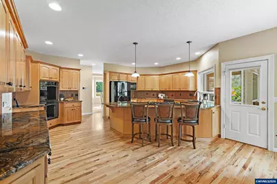 8781 Boulder Ridge Ct SE, Salem, OR 97317 - Photo 7