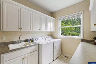 8781 Boulder Ridge Ct SE, Salem, OR 97317 - Photo 33