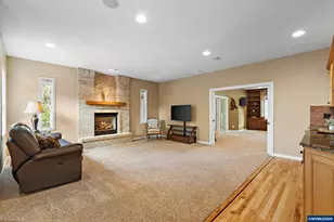 8781 Boulder Ridge Ct SE, Salem, OR 97317 - Photo 15