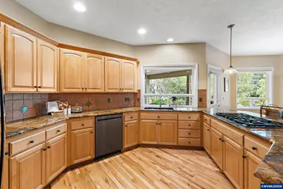 8781 Boulder Ridge Ct SE, Salem, OR 97317 - Photo 9