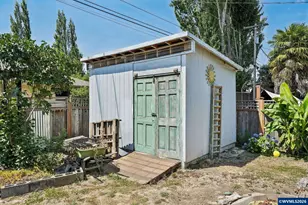 1915 23rd St NE, Salem, OR 97301 - Photo 25