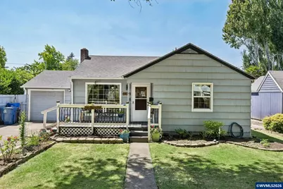 1915 23rd St NE, Salem, OR 97301 - Photo 1