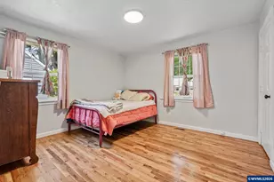 1915 23rd St NE, Salem, OR 97301 - Photo 13