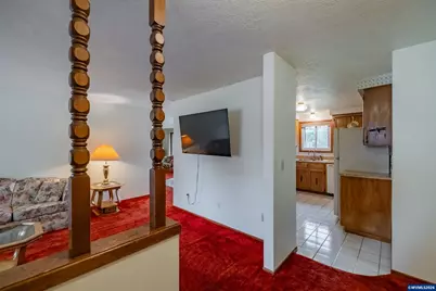 540 N 12th St, Independence, OR 97351 - Photo 7