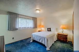 540 N 12th St, Independence, OR 97351 - Photo 29