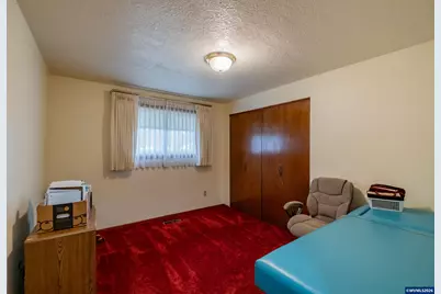 540 N 12th St, Independence, OR 97351 - Photo 25
