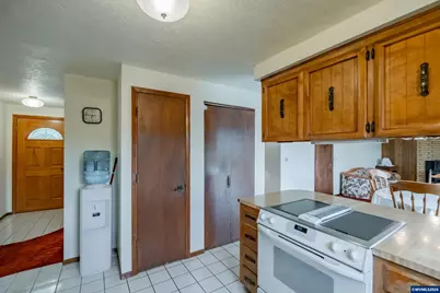 540 N 12th St, Independence, OR 97351 - Photo 21