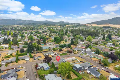 295 Wassom St, Lebanon, OR 97355 - Photo 31