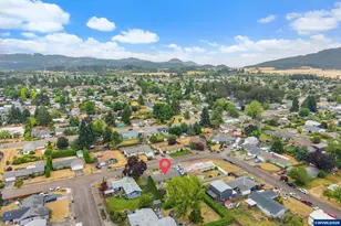 295 Wassom St, Lebanon, OR 97355 - Photo 31
