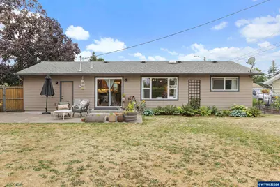 295 Wassom St, Lebanon, OR 97355 - Photo 23