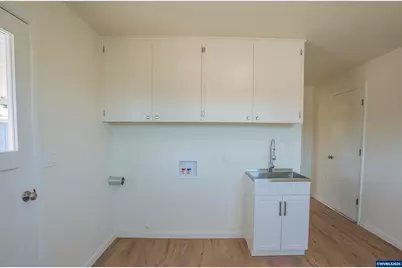 120 Kees St, Lebanon, OR 97355 - Photo 25