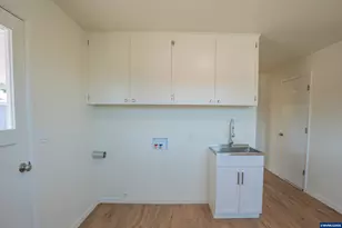 120 Kees St, Lebanon, OR 97355 - Photo 25