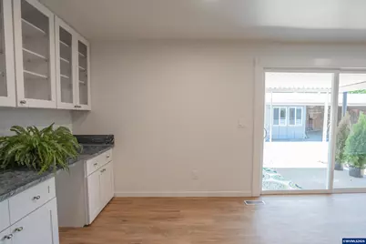 120 Kees St, Lebanon, OR 97355 - Photo 11
