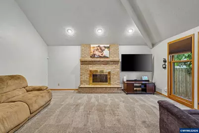 418 Valleywood Dr SE, Salem, OR 97306 - Photo 9