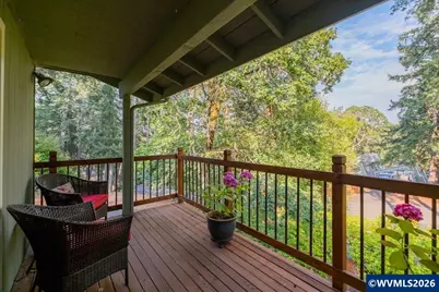 2810 NW Royal Oaks Dr, Corvallis, OR 97330 - Photo 35