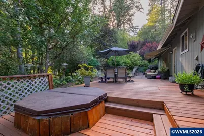 2810 NW Royal Oaks Dr, Corvallis, OR 97330 - Photo 41