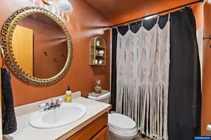 431 Violet St, Lebanon, OR 97355 - Photo 23