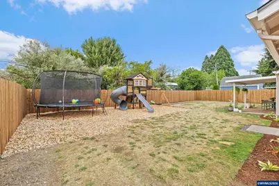 431 Violet St, Lebanon, OR 97355 - Photo 27