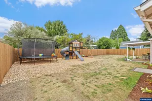 431 Violet St, Lebanon, OR 97355 - Photo 27
