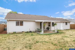 431 Violet St, Lebanon, OR 97355 - Photo 25
