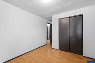 1213 Hemlock Lp, Independence, OR 97351 - Photo 15