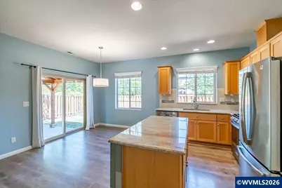 2354 NW Laura Vista Dr, Albany, OR 97321 - Photo 3