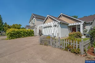 981 Wild Rose Ct, Independence, OR 97351 - Photo 33