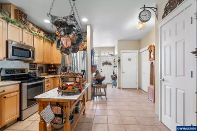 981 Wild Rose Ct, Independence, OR 97351 - Photo 5