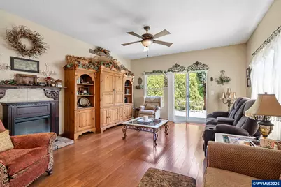 981 Wild Rose Ct, Independence, OR 97351 - Photo 11